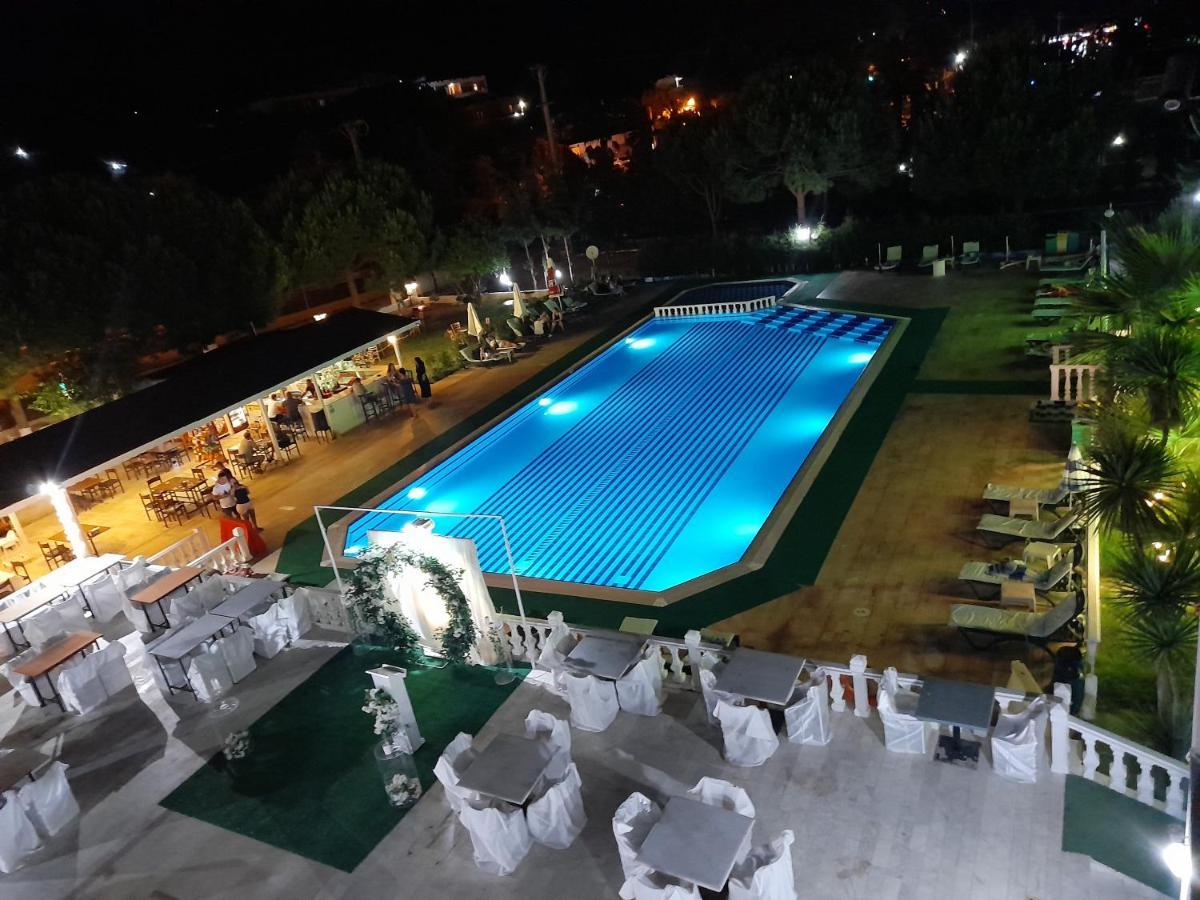 Palm Club Apart Otel คูซาดาซี ภายนอก รูปภาพ